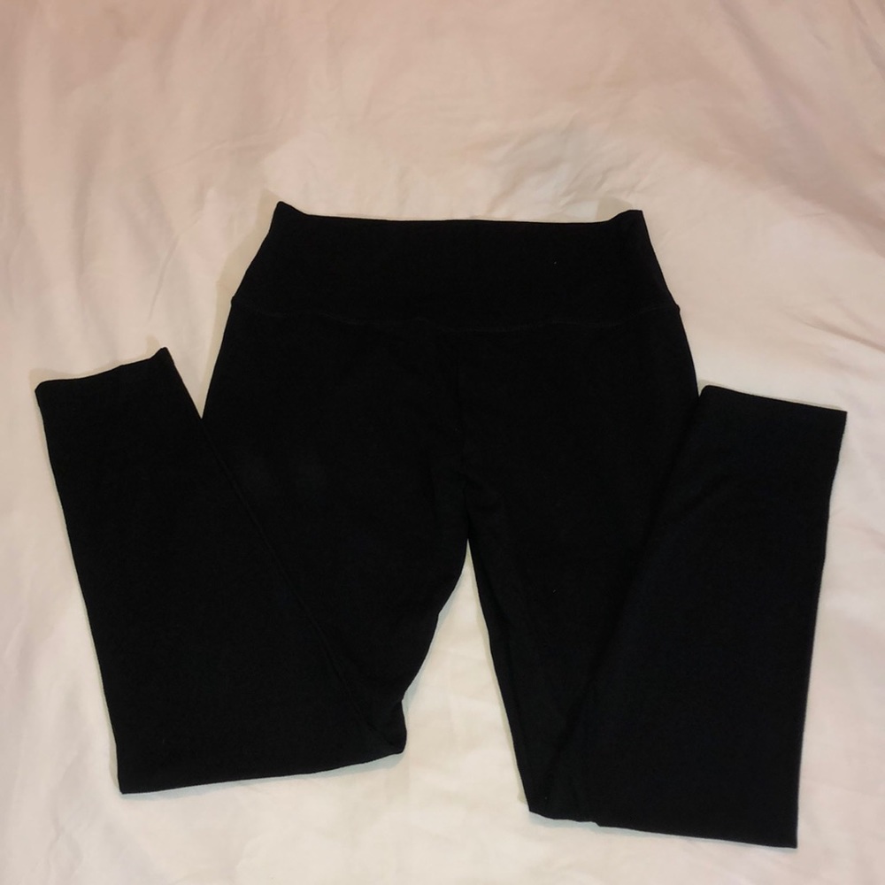 High-waisted Aerie Leggings (black)